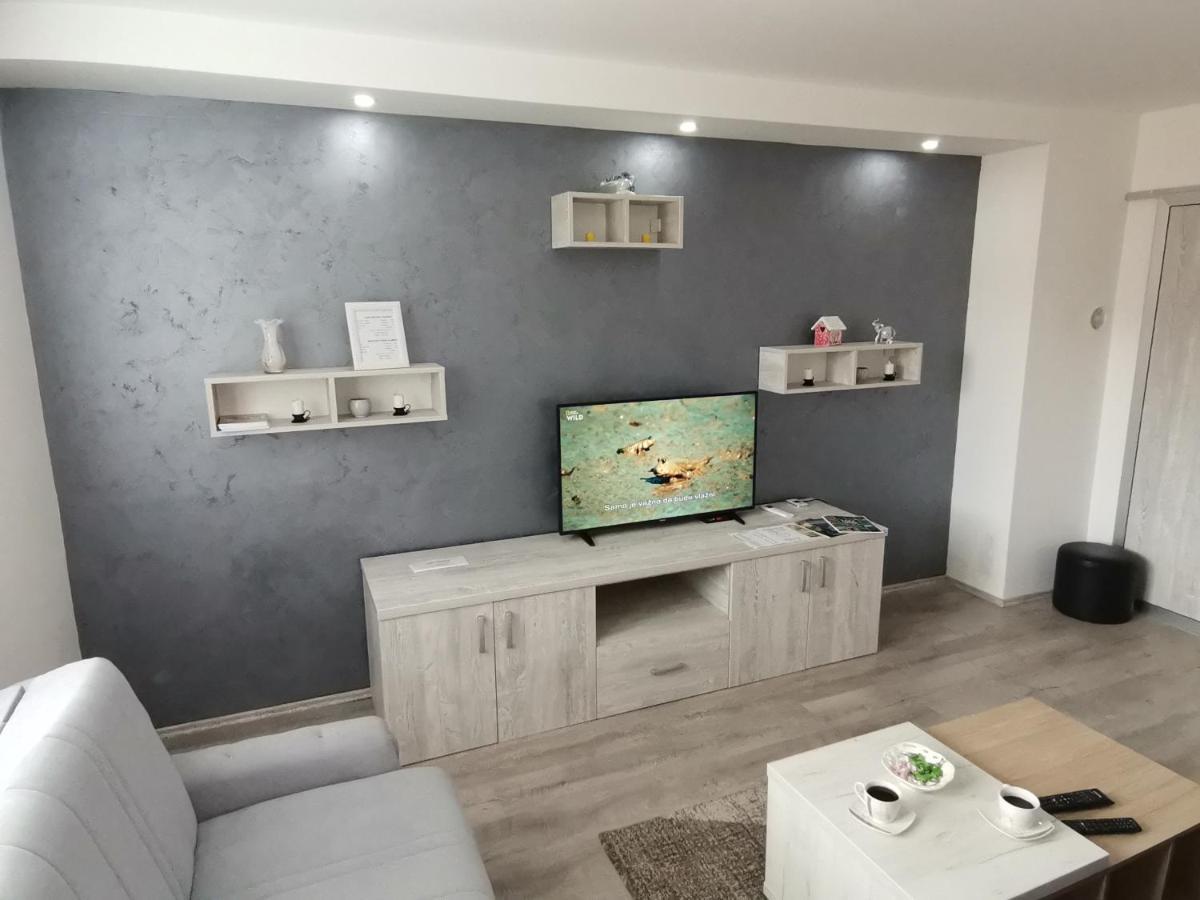 דירות באינה באשטה Fantastik מראה חיצוני תמונה
